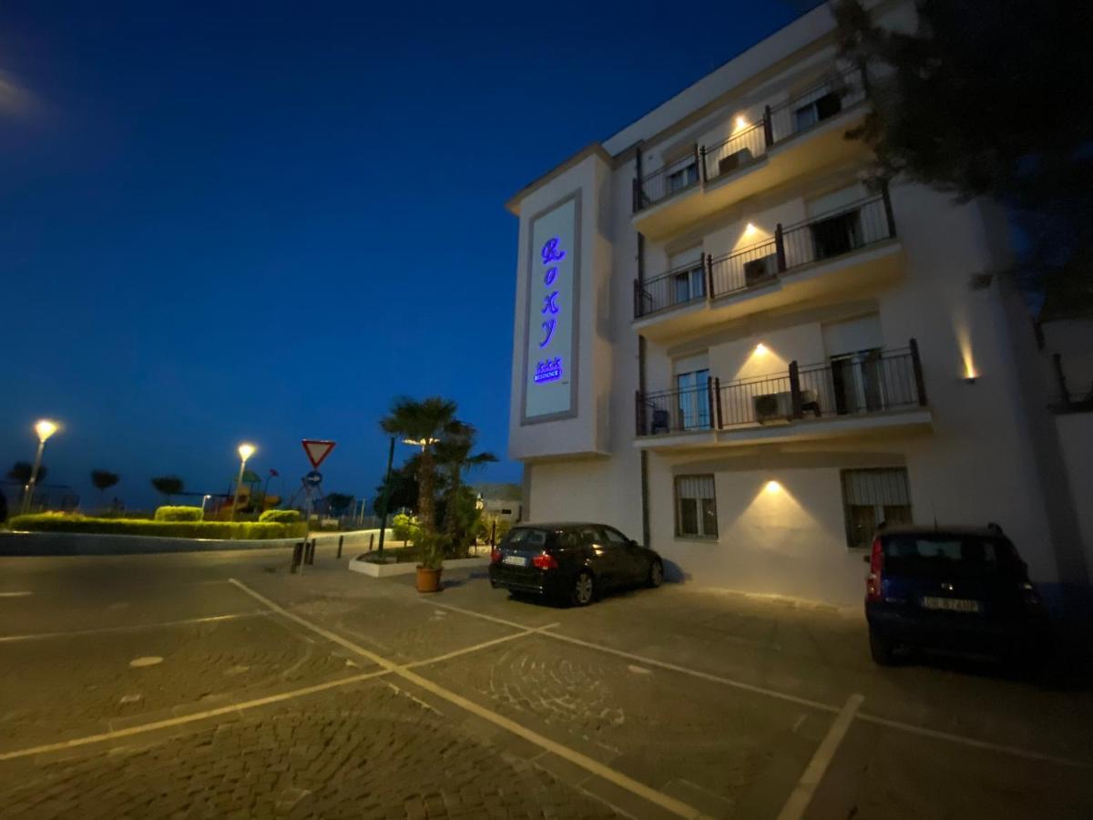 Residence Roxy Misano Adriatico Kültér fotó