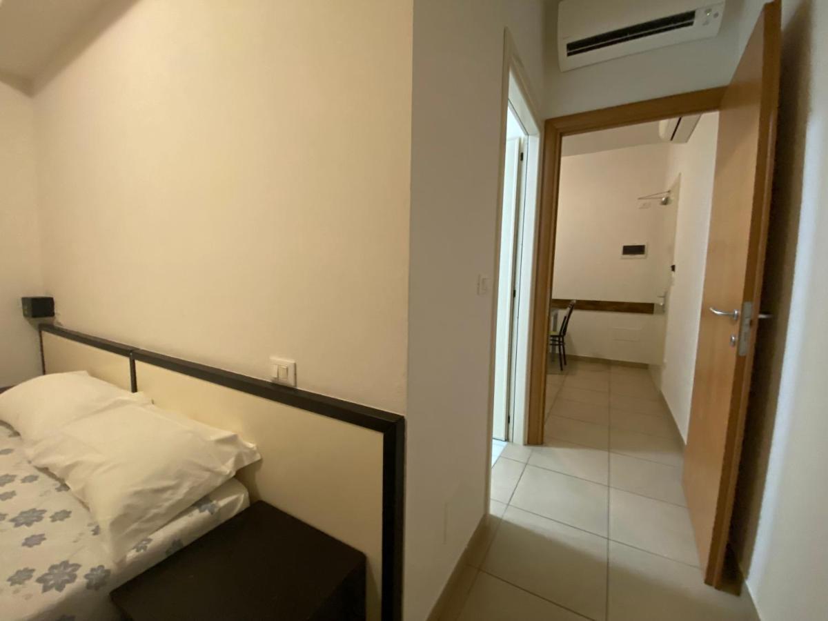 Residence Roxy Misano Adriatico Kültér fotó